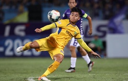 Cắt mạch 33 trận bất bại của Hà Nội, SLNA được thưởng nóng 