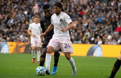 Lee Nguyễn rớt giá lần thứ 8 liên tiếp