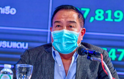 LĐBĐ Thái Lan cạn tiền, tính vay FIFA, AFC