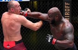 "Quái Thú Đen" Derrick Lewis san bằng kỉ lục knockout khi hạ gục Aleksei Oleinik