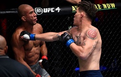 Tung 15 đấm liên tiếp KO đổi thủ, võ sĩ kiên trì giành vé vào UFC