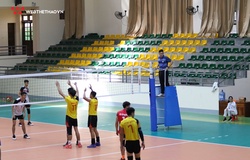 Thu hút khán giả đến với bóng chuyền: Vấn đề đau đầu của những nhà tổ chức