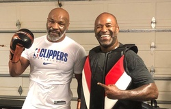 HLV của Mike Tyson: 'Tôi còn học nhiều hơn khi cầm đích cho cậu ấy'