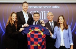 Khoác áo Barcelona, Pau Gasol mang tin buồn tới người hâm mộ NBA