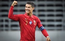 Ronaldo được đội bóng cũ vinh danh theo cách đặc biệt