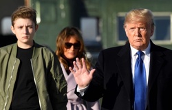 Sẽ ra sao nếu cậu con trai khổng lồ của ông Donald Trump thi đấu NBA?
