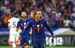 Griezmann sánh ngang Platini sau cú đúp cho tuyển Pháp