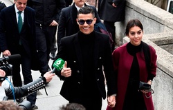 Ronaldo chấp nhận bản án 23 tháng tù treo và nộp phạt 18,8 triệu euro vì trốn thuế
