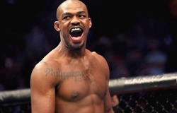 Jon Jones "nắn não" Anthony Smith trước thềm UFC 235