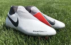 Đánh giá Nike Phantom Vision Pro: Công nghệ tiên tiến bên trong vỏ bí ẩn
