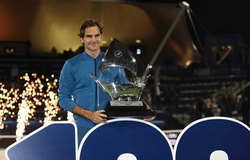 Phục hận Stefanos Tsitsipas trong cuộc chiến giữa 2 thế hệ, Roger Federer giành danh hiệu thứ 100 tại Dubai