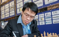 Lê Quang Liêm tìm lại niền vui chiến thắng tại ván 4 giải cờ vua Spring Chess Classic 2019