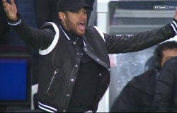 Neymar văng "đủ thứ" trên Instagram lăng mạ trọng tài sau khi PSG bị MU loại vì VAR