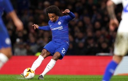 Chelsea hưởng lợi một bàn thắng nhờ hành động khó tin của hậu vệ Dynamo Kiev