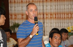 Thầy cũ Công Phượng hưởng niềm vui chiến thắng không phải nhờ… Công Phượng mới