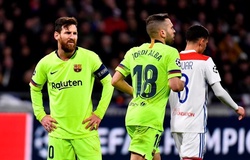 Barca sẽ giúp bóng đá Tây Ban Nha tránh thảm họa đen tối nhất 14 năm qua?