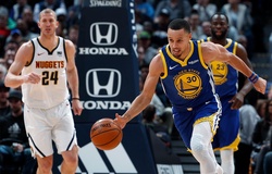 Biết Stephen Curry ném kinh rồi nhưng nhìn đoạn clip này trong phòng tập mới phát hoảng