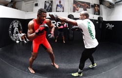 Francis Ngannou mở quỹ từ thiện dạy MMA ở châu Phi