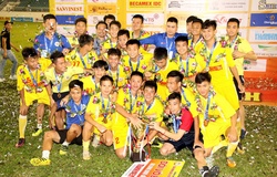 Nấc thang thiên đường thứ 5 ngọt ngào ở giải đấu mà Quang Hải từng 2 lần lên ngôi