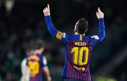 "Choáng" với cách Messi phản ứng khi được CĐV đối phương… ngả mũ kính phục