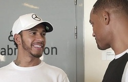 Ngôi sao điện ảnh Will Smith học đua xe với nhà vô địch F1 Lewis Hamilton