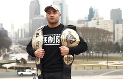 Eddie Alvarez đã chuẩn bị như thế nào trước trận đấu với Timofey Nastyukhin?