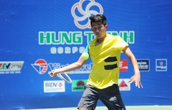 Phạm Minh Tuấn đấu Nguyễn Văn Phương tại chung kết giải tennis VTF Pro Tour 200 -1
