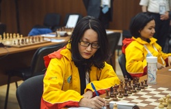“Hot girl” làng cờ Võ Thị Kim Phụng cùng các đồng đội tranh vé dự giải cờ vua VĐTG
