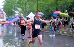 Hùng Hải, Hồng Lệ chia sẻ kinh nghiệm chạy đường dài tại Expo Ecopark Marathon 2019