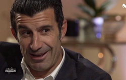 Luis Figo tiết lộ chi tiết cuộc đào tẩu khỏi Barca sang Real Madrid