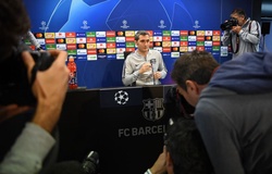 HLV Valverde tiết lộ vũ khí của MU khiến Barca lo sợ nhất