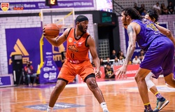 Thiếu vắng trụ cột, CLS Knights gục ngã trên đất Thái Lan
