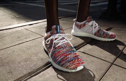 Missoni và Adidas kết hợp cho ra giày thể thao Ultraboosts đa sắc màu