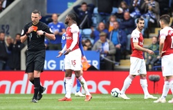 Thẻ đỏ của Maitland-Niles, siêu nhân Leno, khắc tinh Vardy và các điểm nhấn khi Arsenal thua Leicester