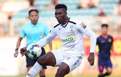 Danh sách Vua phá lưới V.League 2019: Walsh áp sát Samson
