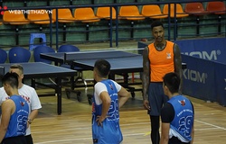 Ryan Lê và Mike Bell bất ngờ tái xuất trong màu áo Hanoi Buffaloes