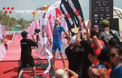 Khoảnh khắc ăn mừng cực chất của tân vương IRONMAN 70.3 vô địch châu Á Thái Bình Dương Vietnam 2019