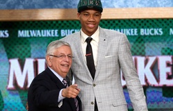 14 cầu thủ được lựa chọn trước Antetokounmpo vào kỳ NBA Draft 2013 giờ đang ở đâu?