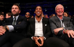 Tyson Fury: "Joshua tốt hơn là đừng nên bám váy lão Hearn nữa!"