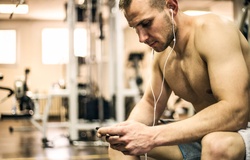 Phụ nữ tiết lộ những hành động đáng ghét của đàn ông ở phòng gym