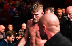 Cộng đồng mạng nói gì về quyết định giã từ sàn đấu của Alexander Gustafsson?