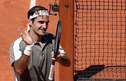 Roger Federer vẫn đang cưỡi ngựa xem hoa ở Roland Garros