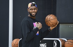 Vì sao LeBron James luôn yêu cầu phải có đèn cầy trong phòng khách sạn mỗi khi đi đấu sân khách?