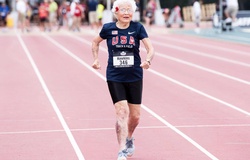 Cụ bà 100 tuổi mới tập chạy, lập hàng loạt kỷ lục khi đã 103 tuổi