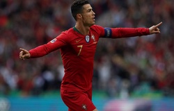 Ronaldo tiết lộ gì về bí quyết duy trì tuổi trẻ “vĩnh cửu” trên sân cỏ?