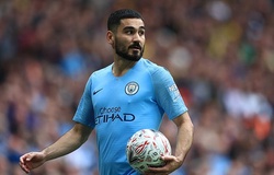 Gundogan lập kỳ tích độc nhất vô nhị cùng Man City và ĐT Đức