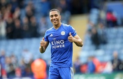 Tin chuyển nhượng tối 15/6: MU trở lại thương vụ Tielemans và có thêm lợi thế mua Bruno Fernandes