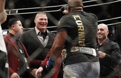 Daniel Cormier: Không đấu với tôi, Lesnar khôn đấy!