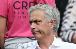 Phía sau Andy Murray là... Mourinho!