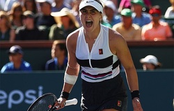 Wimbledon mùa này đỏ thắm lá phong!